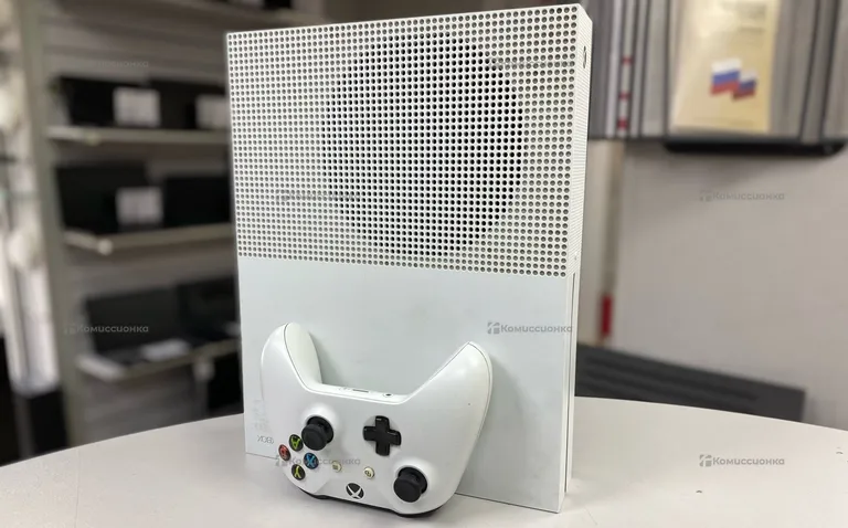 Приставка Xbox One S 512gb