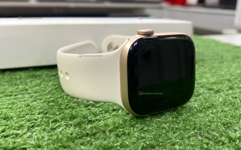 Часы  Apple Watch 10