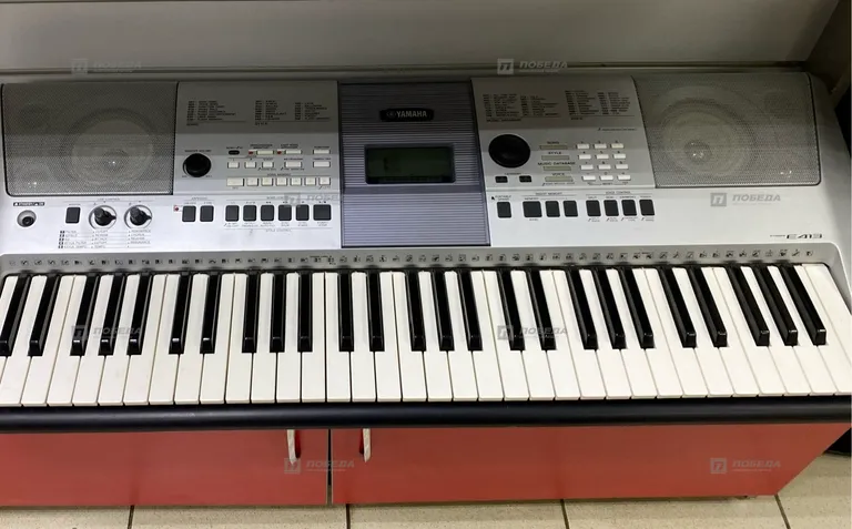 Синтезатор Yamaha PSR E413