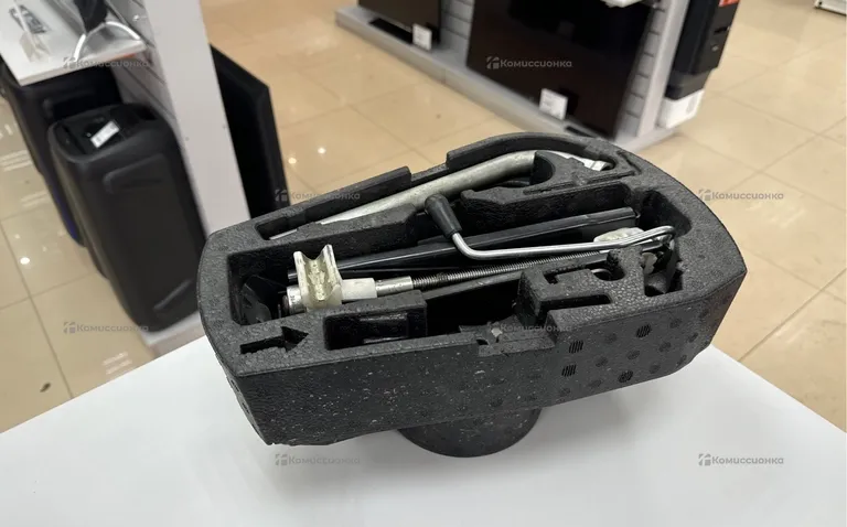 Домкрат 1т