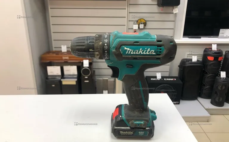 шуруповерт Makita DF331D