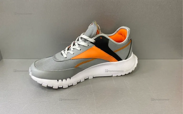 Кроссовки Reebok Classic 43р