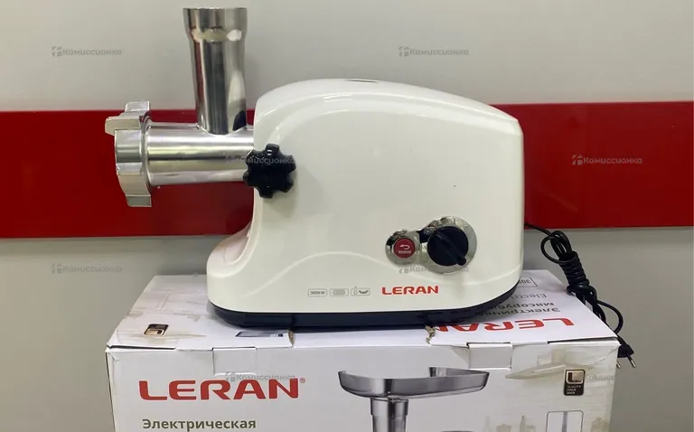 Электрическая мясорубка LERAN MG300 GX