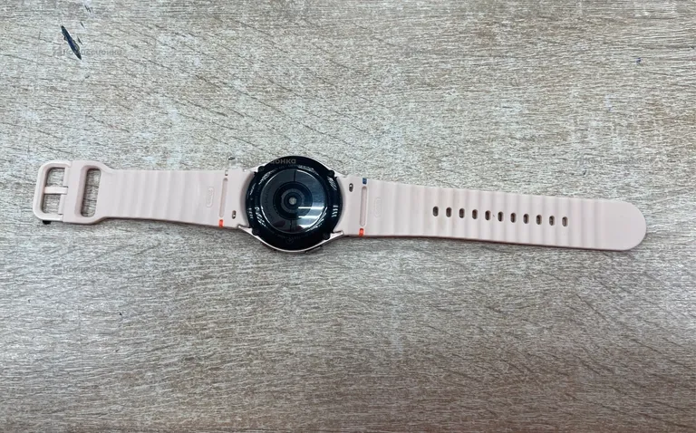 Часы Samsung Watch 4