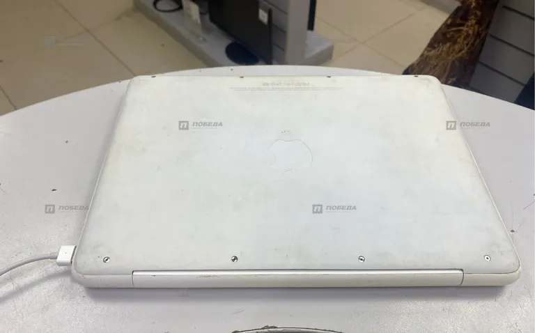Ноутбук MacBook 7.1