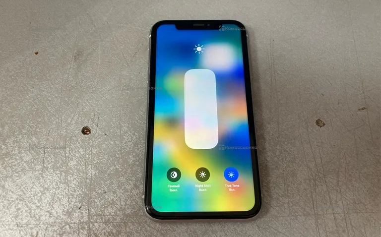 Apple iPhone Xr 64 ГБ