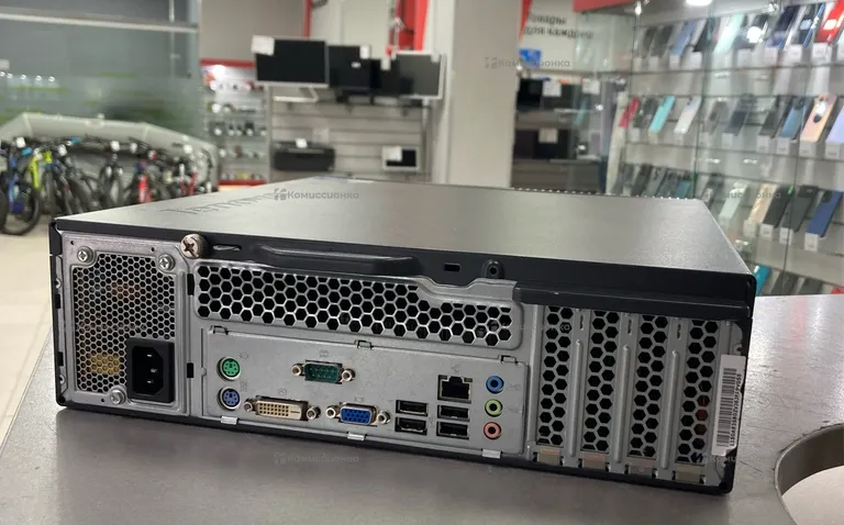 Системный блок  Lenovo ThinkCentre m79