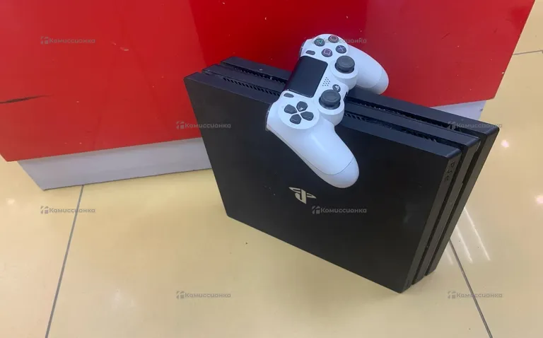 Приставка PS4. pro 1tb