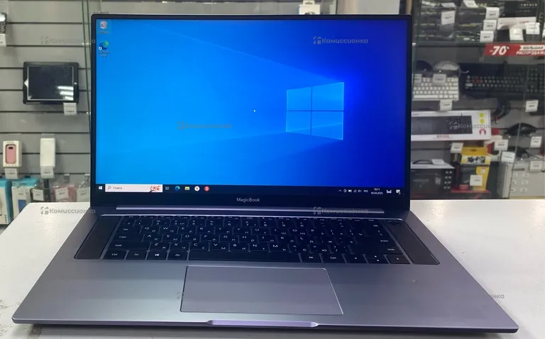 Ноутбук «Honor MagicBook».