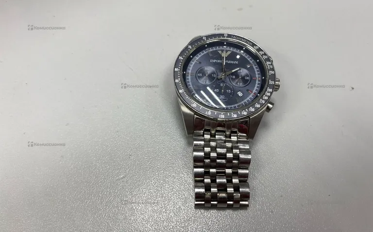 Часы  Armani