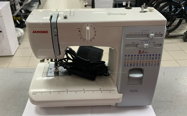 Швейная машина Janome 5522