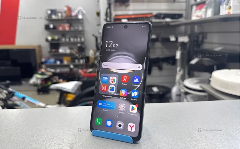 Tecno Spark 30 8/128 ГБ