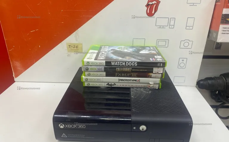 Xbox 360 E (500gb)