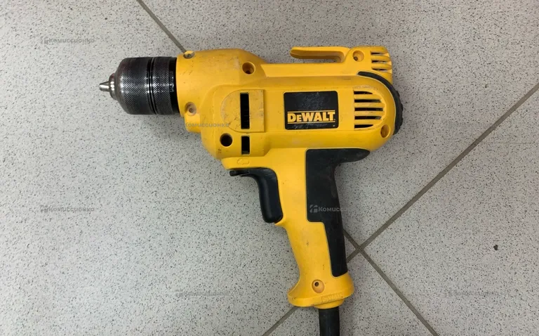 Дрель DEWALT DWD1155
