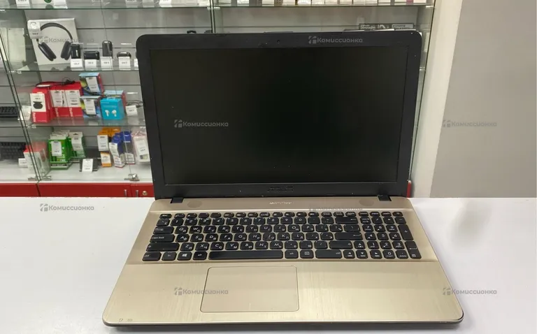 Ноутбук  ASUS D541N