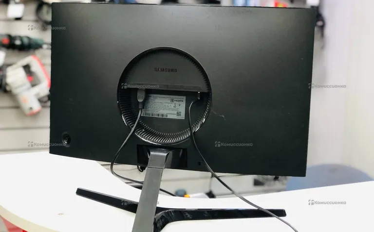 Монитор Samsung LC24RG50FQIXCI