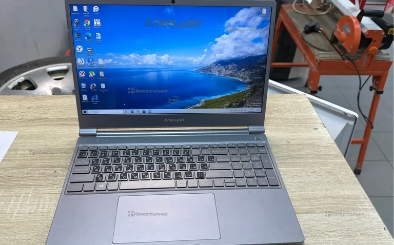 ноут Teclast F15