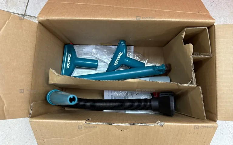 Пылесос Makita CL121D