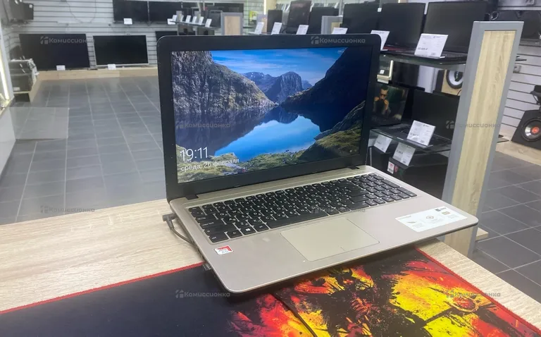 Ноутбук ASUS VivoBook R540B A6-9225 Radeon R4