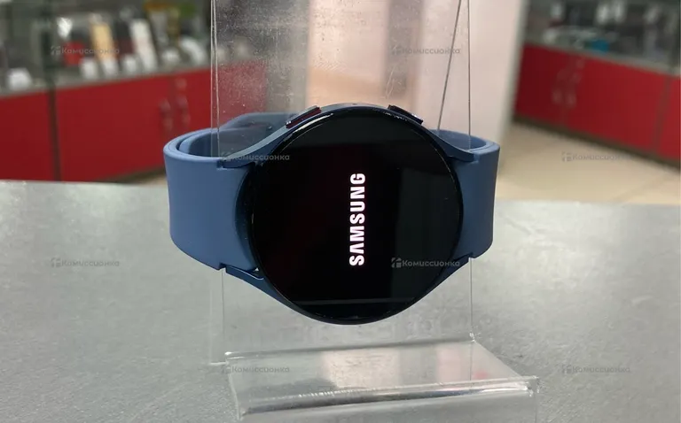 Часы  Samsung Watch 5