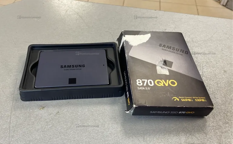Жесткий диск  SSD Samsung 870 QVO