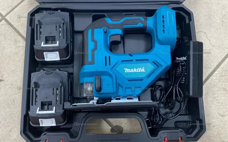 Аккумуляторный лобзик Makita 21v