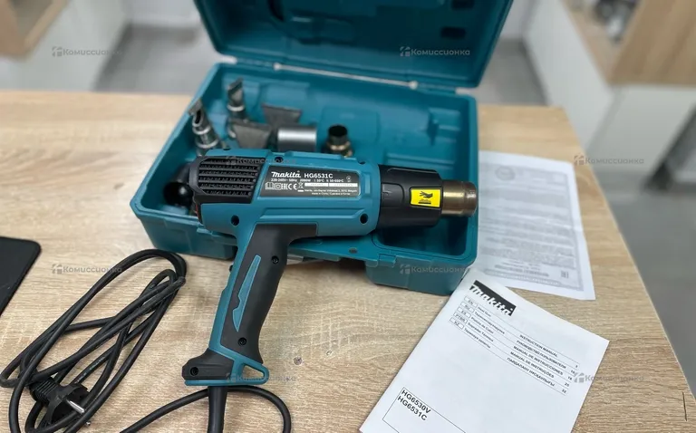 Строительный фен Makita HG6531C