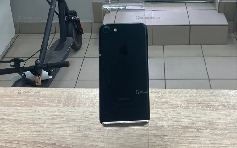 Apple IPhone 7 32 GB