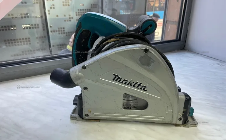 Пила дисковая погружная Makita SP 6000