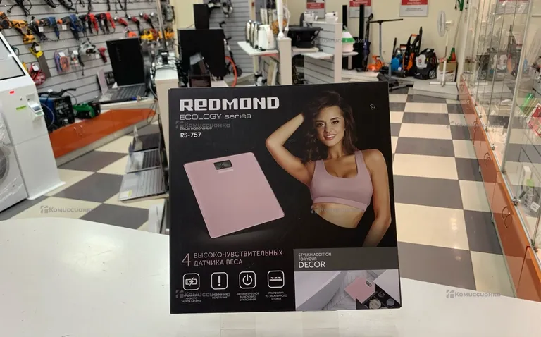 Весы  Redmond RS-757