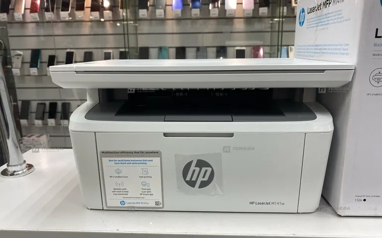 HP LaserJet M141w