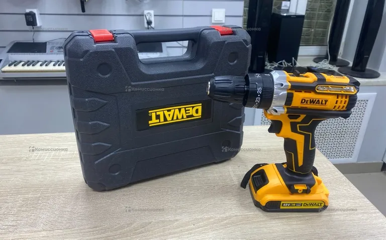 Шуруповерт Dewalt china