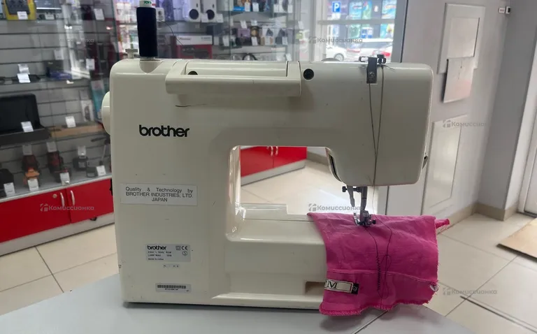 Швейная машина  BROTHER XL-5010