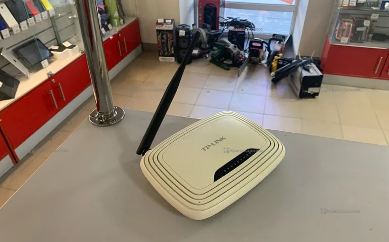 Wi-FI роутер TP-LINK TL-WR740N