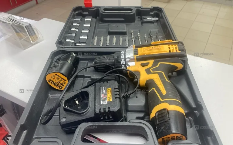 Дрель Шуруповерт Dewalt Реплика