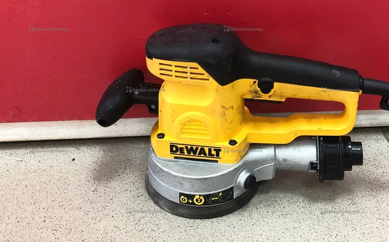 Эксцентриковая шлифмашина dewalt D26410