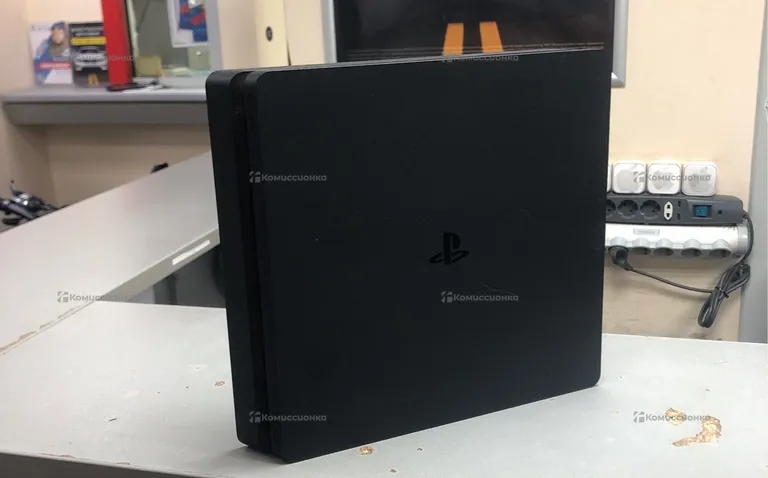 Приставка PS4. Игровая приставка PS4 slim 1Tb