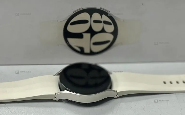 Часы Samsung Galaxy Watch 6