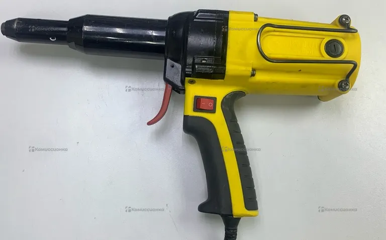 Заклепочник электрический SKytools SK1008