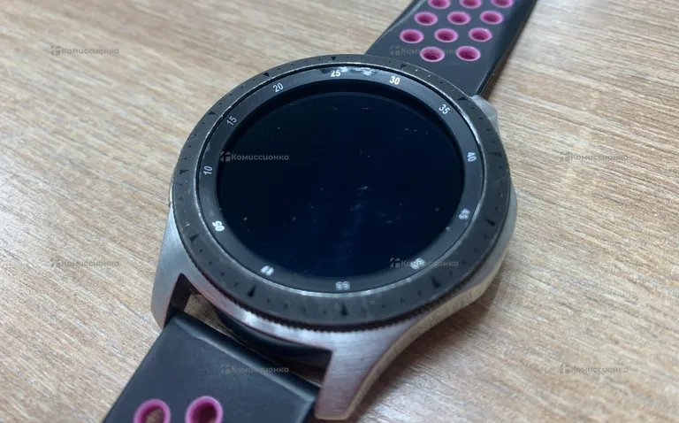 Часы Samsung Galaxy Watch SM-R800