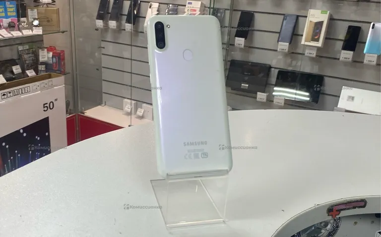 Samsung Galaxy A11 2/32 ГБ