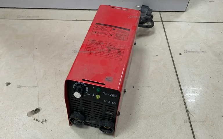 Инверторный сварочный аппарат "Edon TB-200"