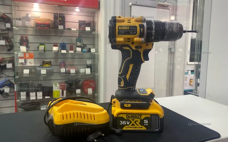 Дрель шуруповерт Dewalt(реплика)