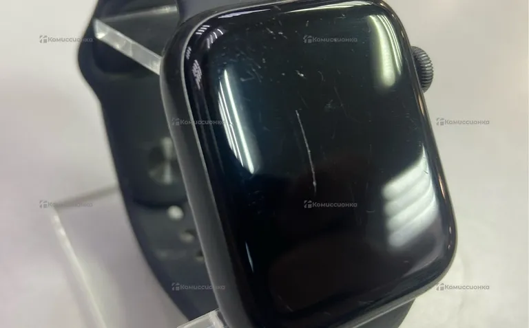 Apple Watch SE 44