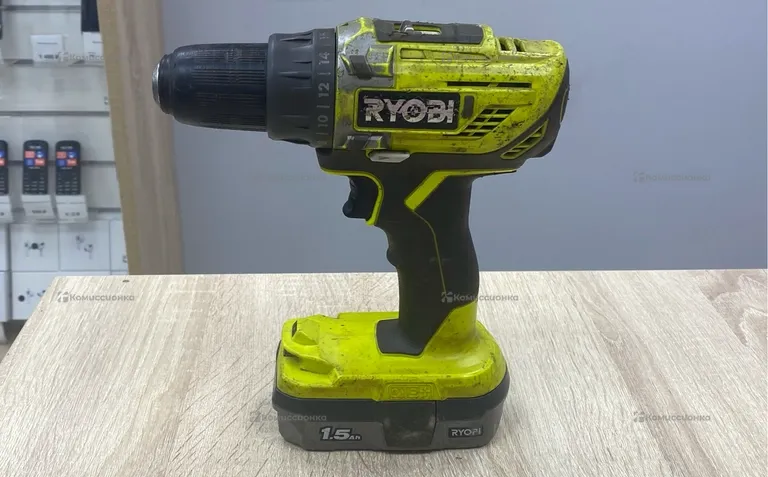 Шуруповерт ударный Ryobi R18DD3