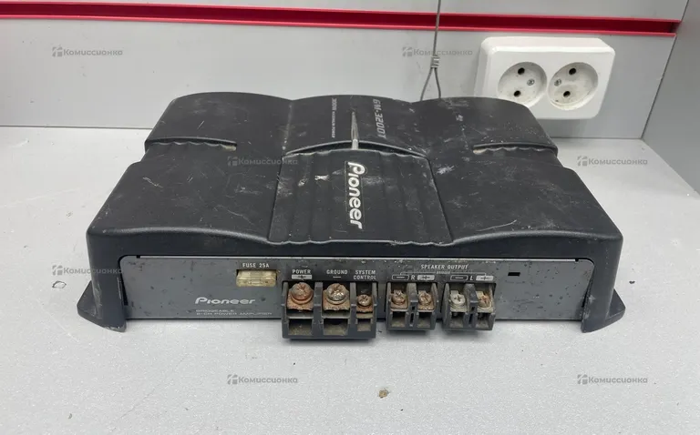 Усилитель  Pioneer GM-3200T