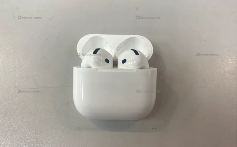 Наушники Apple AirPods 4