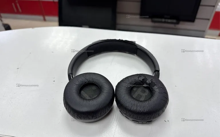 Наушники JBL