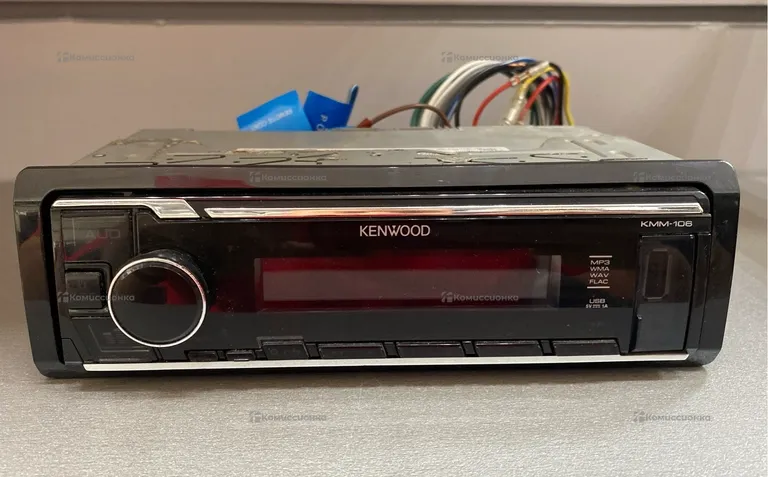 Автомагнитола  KENWOOD KMM-106