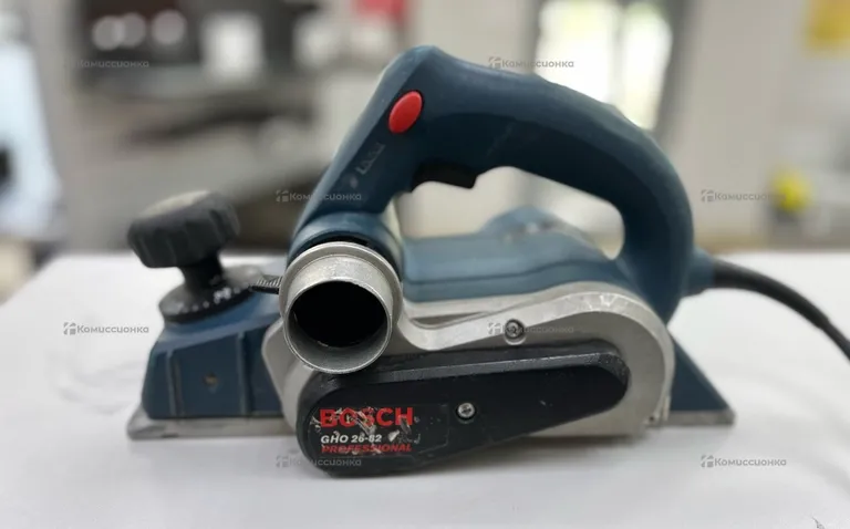 Электрорубанок Bosch GHO 26-82 Professional